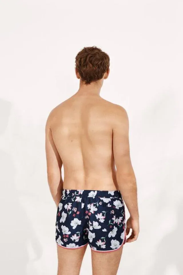 Ysabel Mora Flowers losse herenzwemshort in print