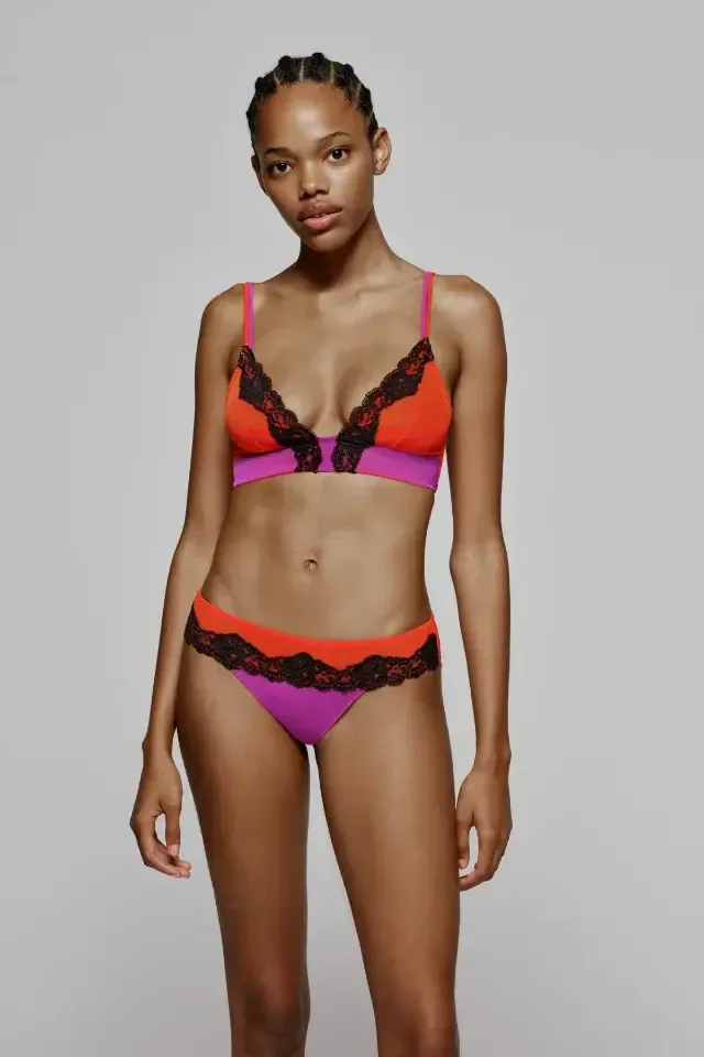Sarda Bremer bralette in oranje, roze en zwart
