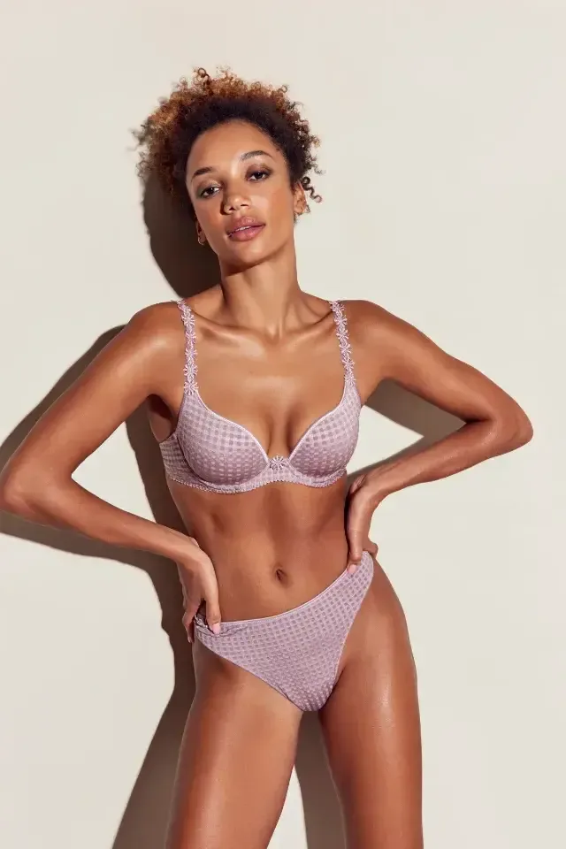 Marie Jo Avero string in soft sand