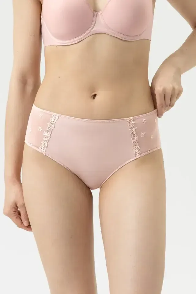 Mey Pretty Joan tailleslip in huidskleur
