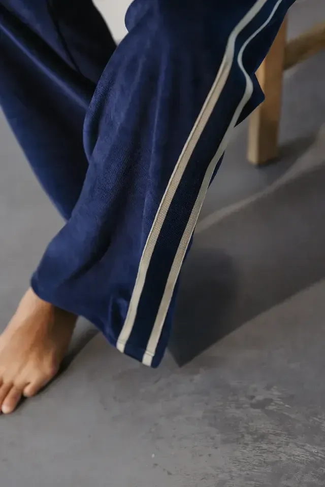 Aliece et Maman Kate homewear in blauw
