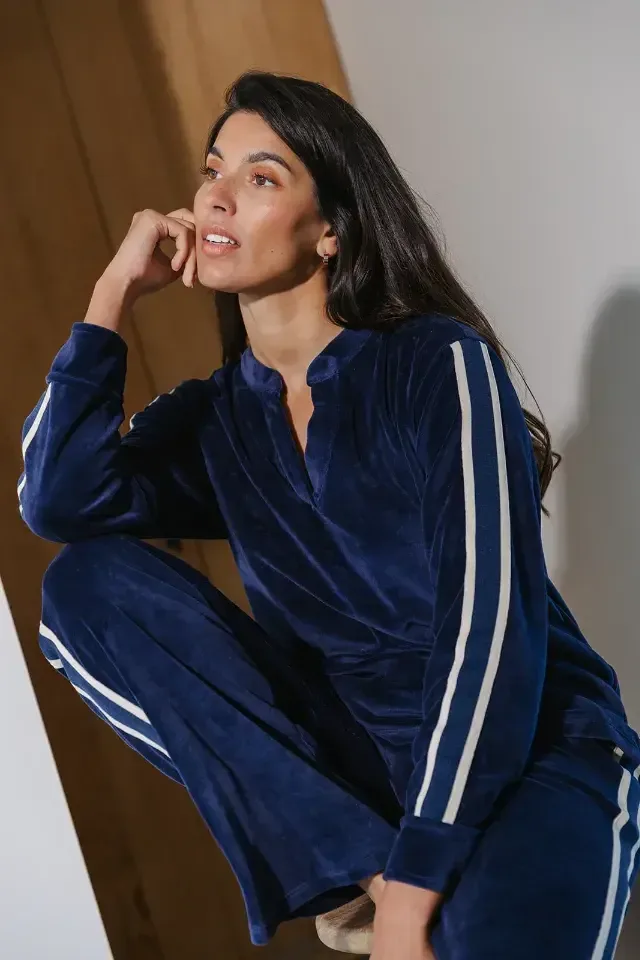 Aliece et Maman Kate homewear in blauw