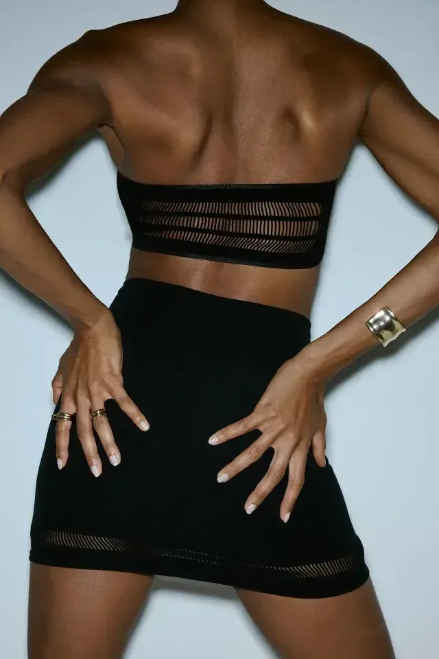 Sarda McKeon strapless top in zwart