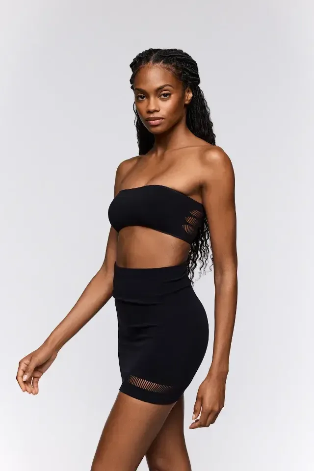 Sarda McKeon strapless top in zwart