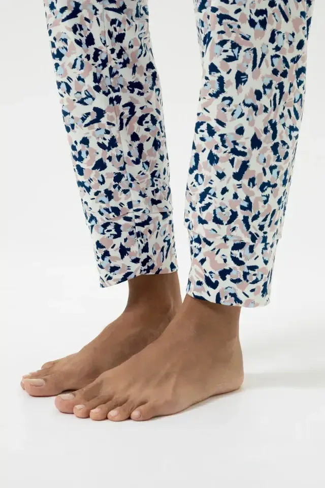 Mey Soft Leo pyjama in blauw en beige