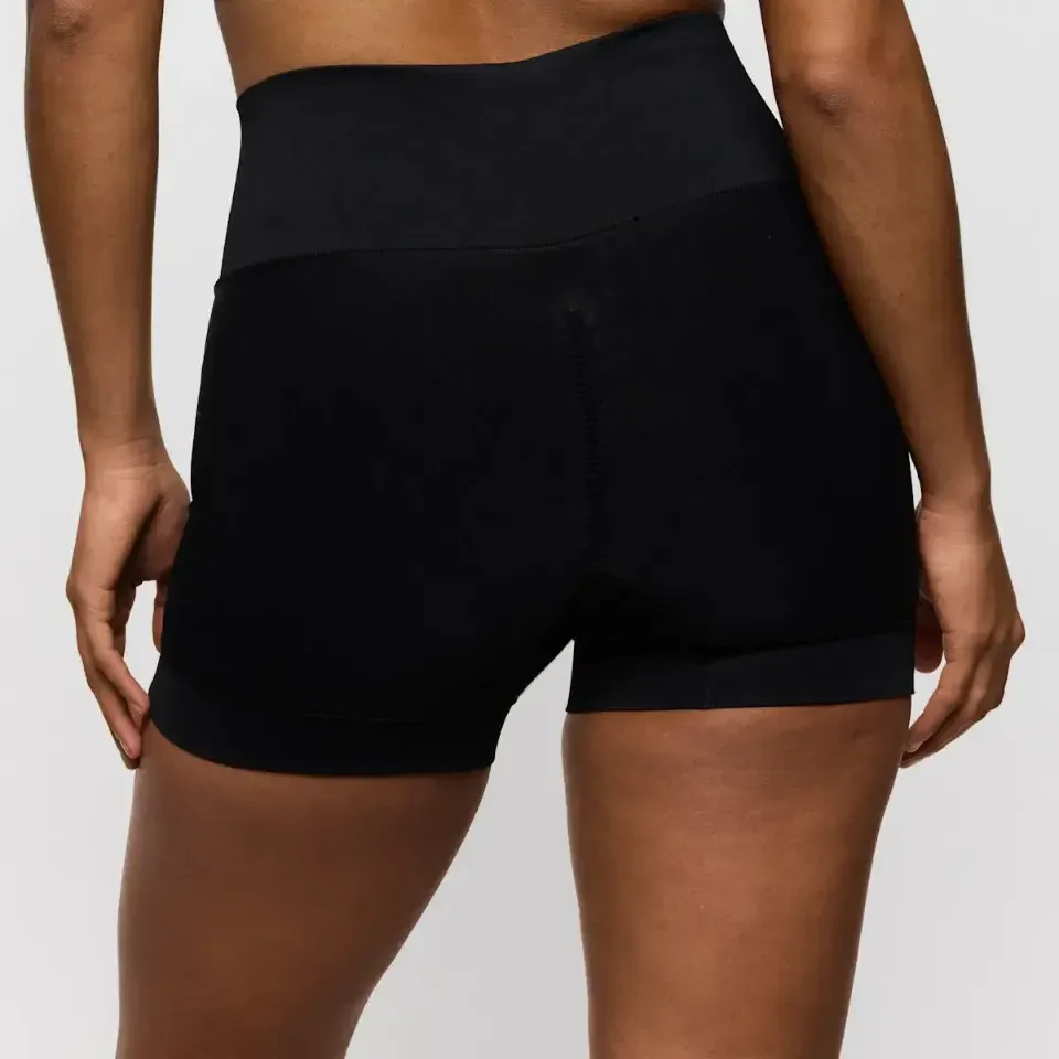 Prima Donna Nudda corrigerende short in zwart