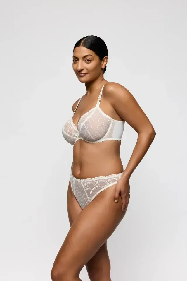 Prima Donna Naica string in ivoor