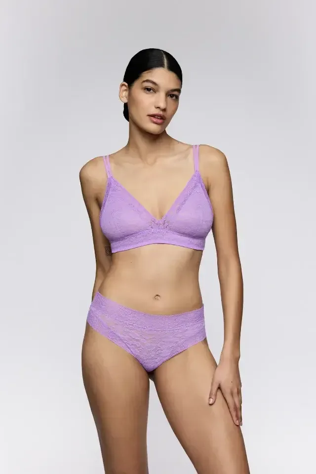 Sarda Cid shortje in lila