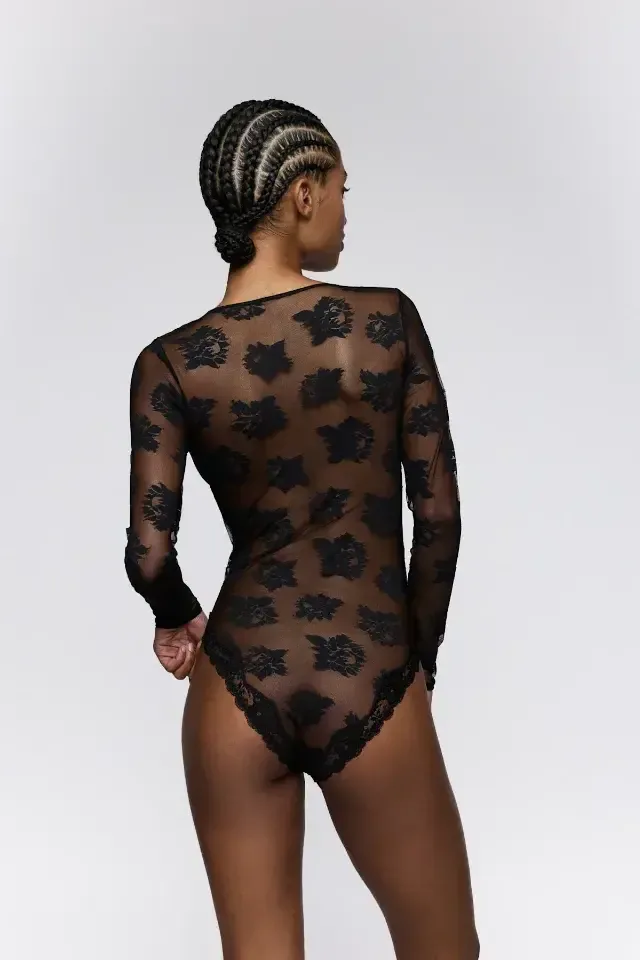 Sarda Mayela body in zwart