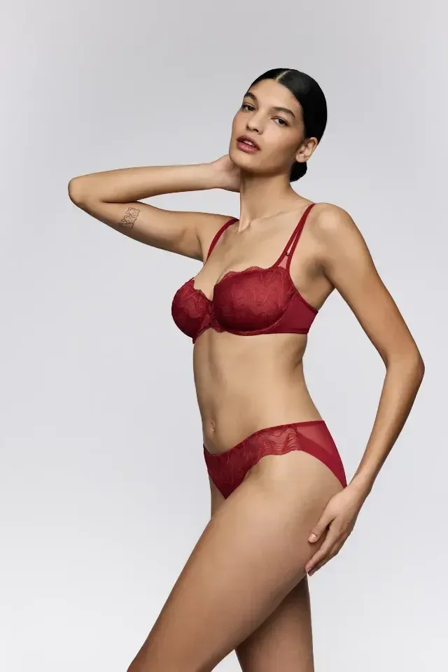 Sarda Nassim slip in bordeaux