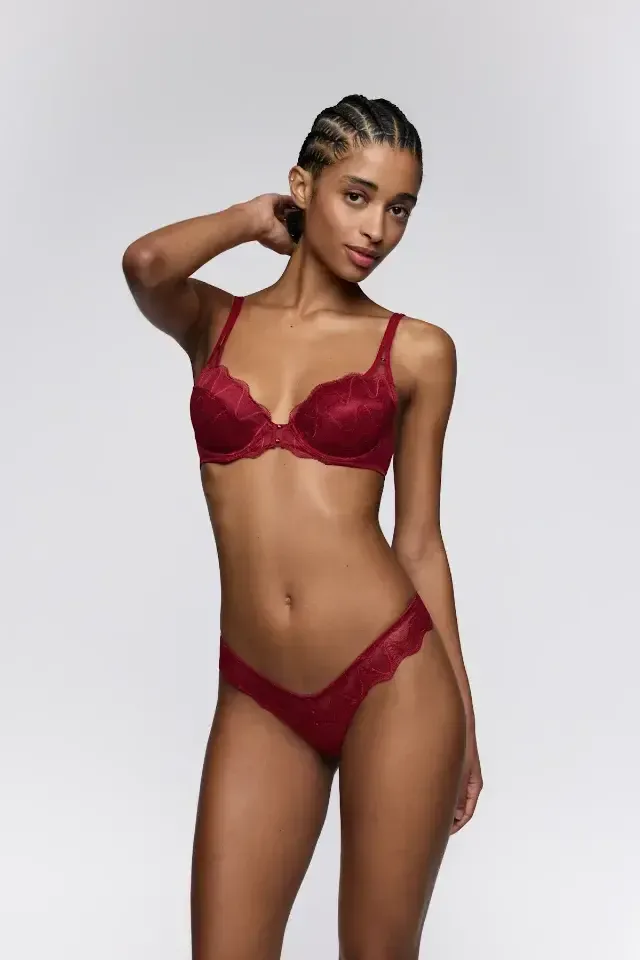 Sarda Nasim push-up bh in bordeaux