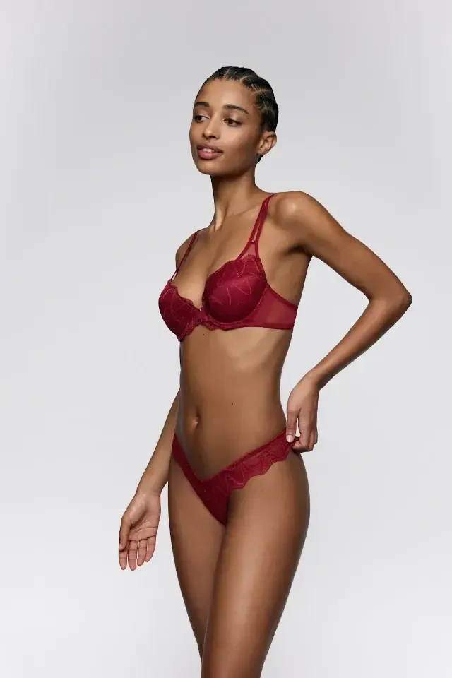 Sarda Nasim push-up bh in bordeaux