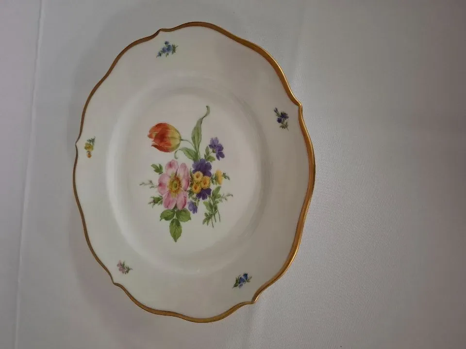 Lindner Bavaria porzellan 	21 Senator	Plat bord	24 cm	Handarbeid