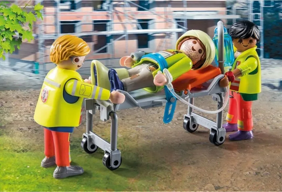 PLAYMOBIL City Action - Ziekenwagen met licht en geluid - 71149