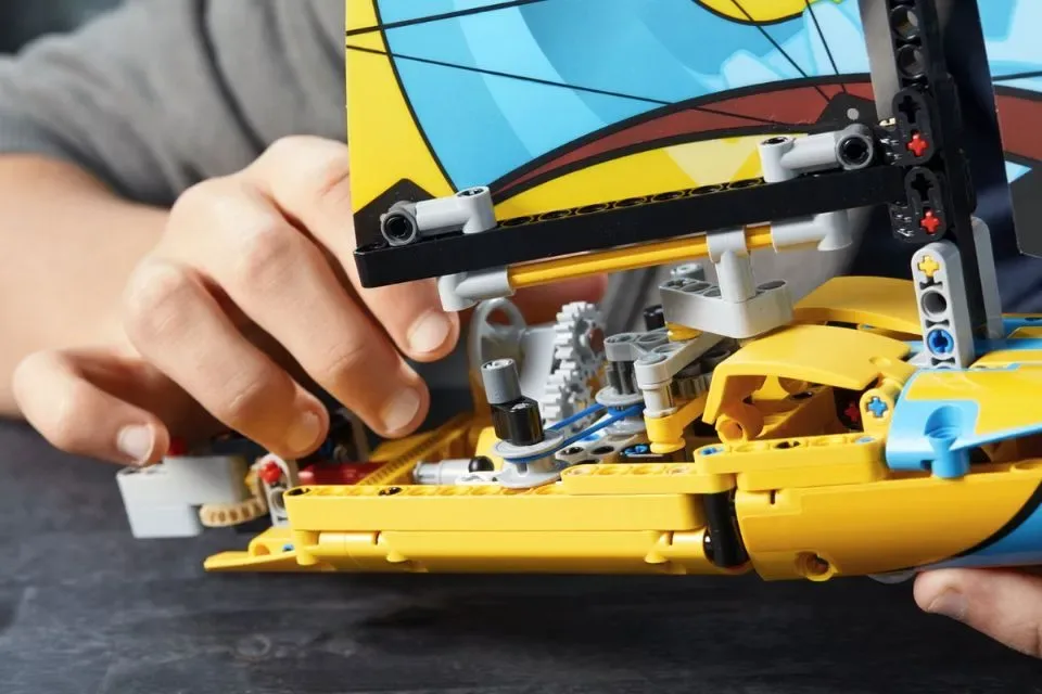 LEGO Technic - Racejacht - 42074