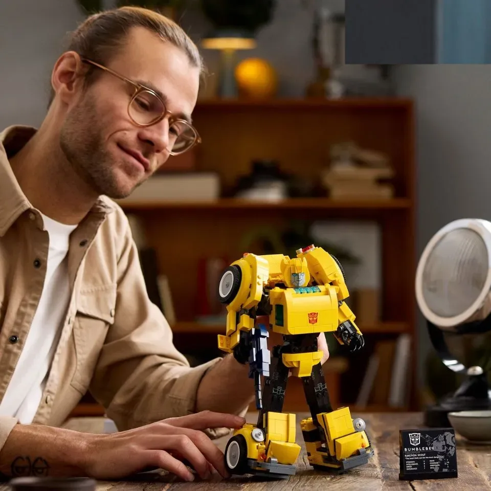 LEGO Icons - Transformers Bumblebee - 10338
