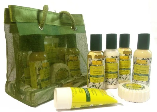 Idea Toscana - Cadeau of reisset met 50ml flesjes, handcrème, zeep - Natuurlijk, zonder synthetische toevoegingen