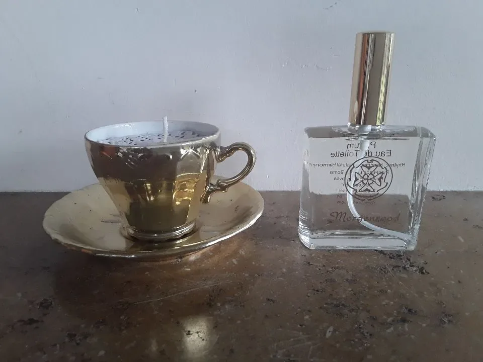 Bormo Morgenrood parfum met fantasiekaarsje