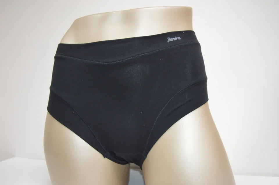 Janira Slip Esencial 1031637 Zwart