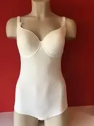 Dacapo voorgevormde beugelbody  340937 Suite kleur vanille