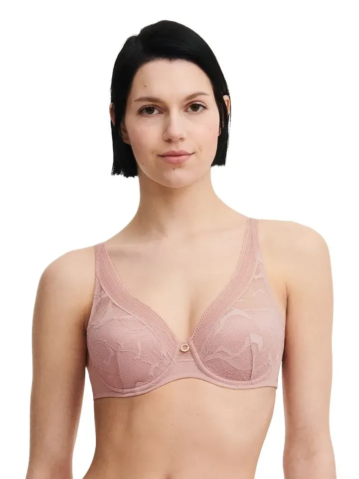 Chantelle licht voorgevormde plunge beugelbh  True lace C11M20 kleur   English rose