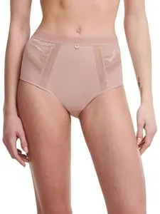 Chantelle hoge tailleslip C11M80 reeks True Lace in English rose
