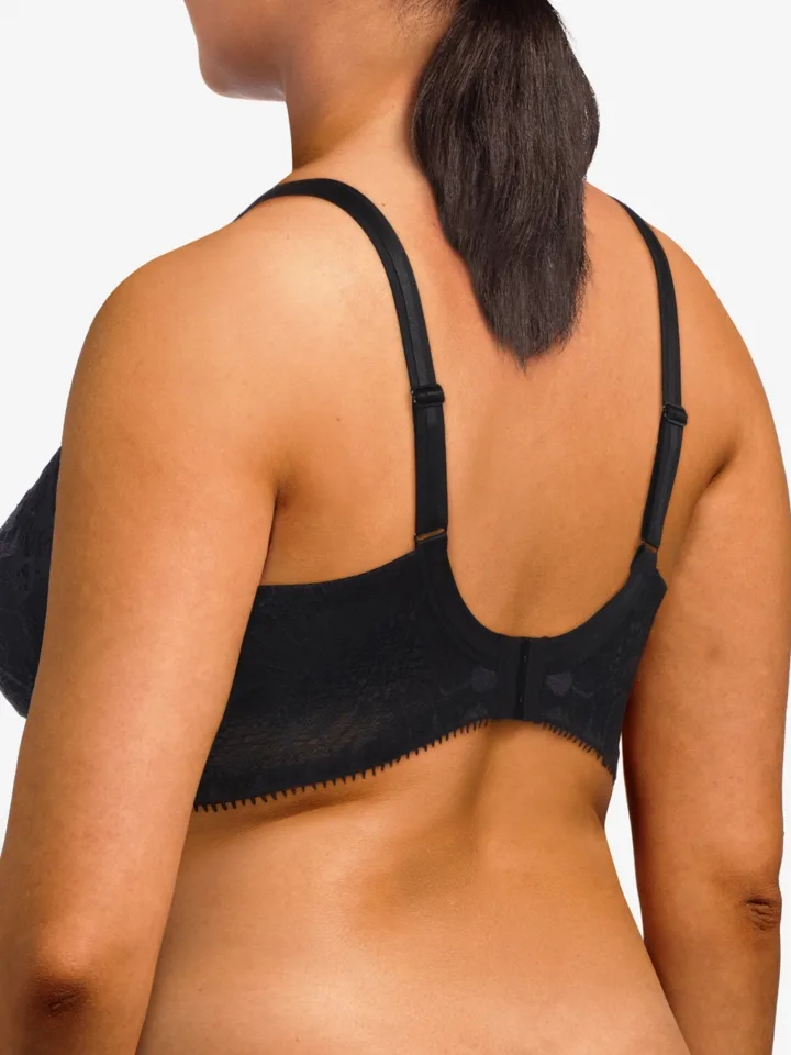 Chantelle – Day to Night – BH Beugel – C15F10 – Noir