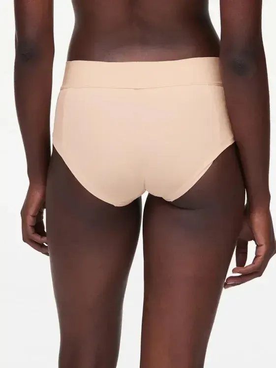 Chantelle – Shorty – Smooth Lines – C11N40 – Golden Beige