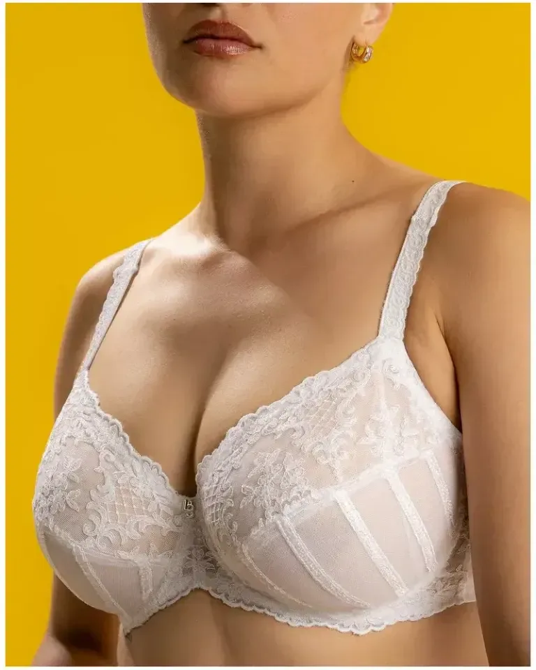 Louisa Bracq – Victoria – BH Beugel – 533-01 – Blanc