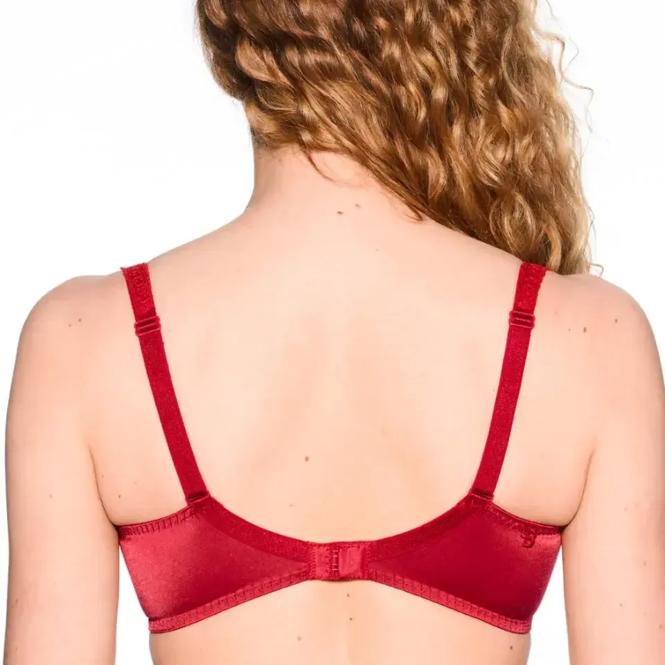 Louisa Bracq – Victoria – BH Beugel – 533-01 – Rouge à Lèvres