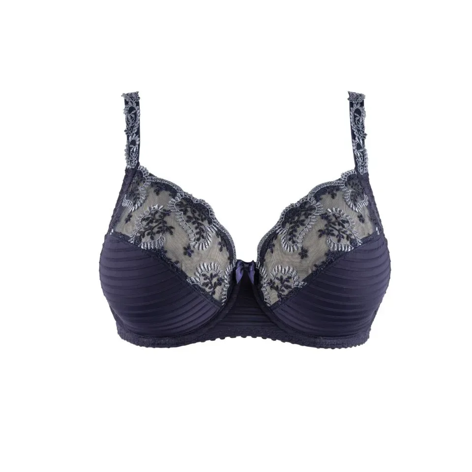 Louisa Bracq – Elise – BH Beugel – 419-01 – Nuit Electrique