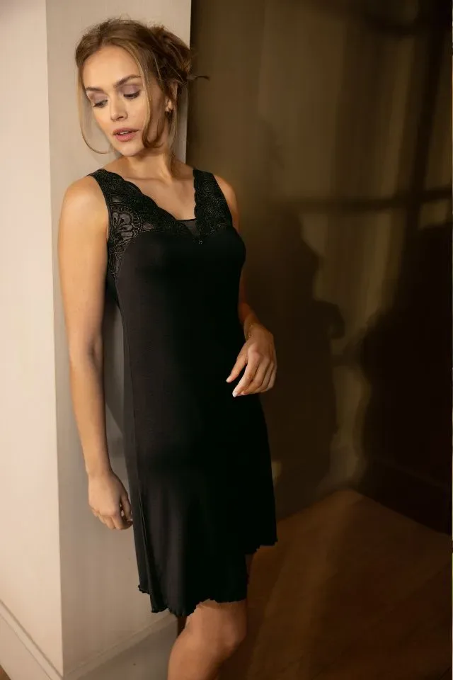 Nina von C – Éclat d’Océan– Négligé  – 16 404 460 – Black