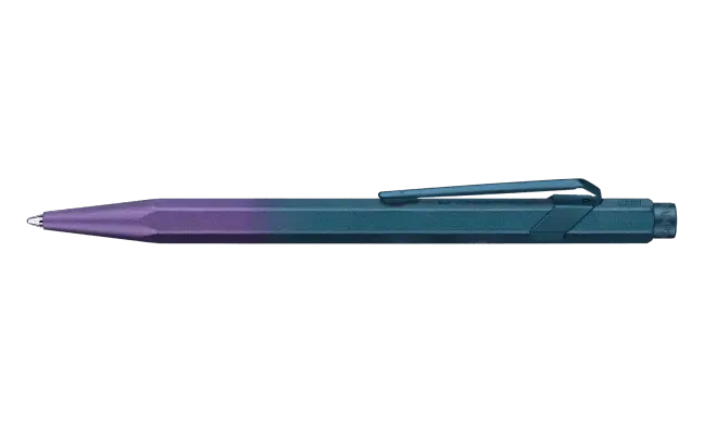 Caran d'Ache 849 Purple Ocean balpen Claim your style