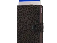 Secrid wallet Leo brown