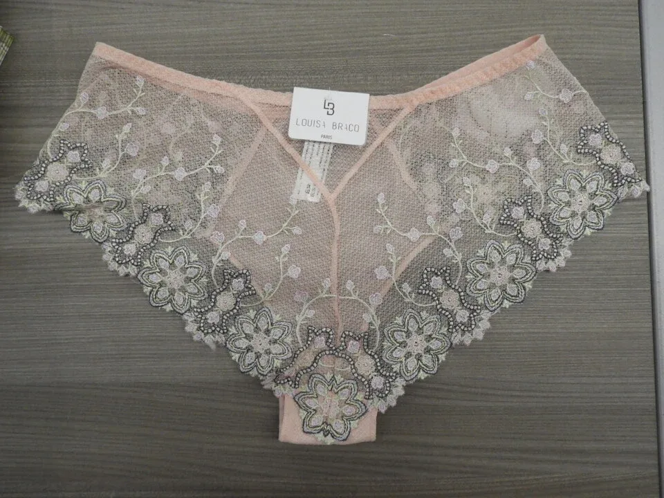 Louisa Bracq Matyo Peche: Shorty model (SEC.185)