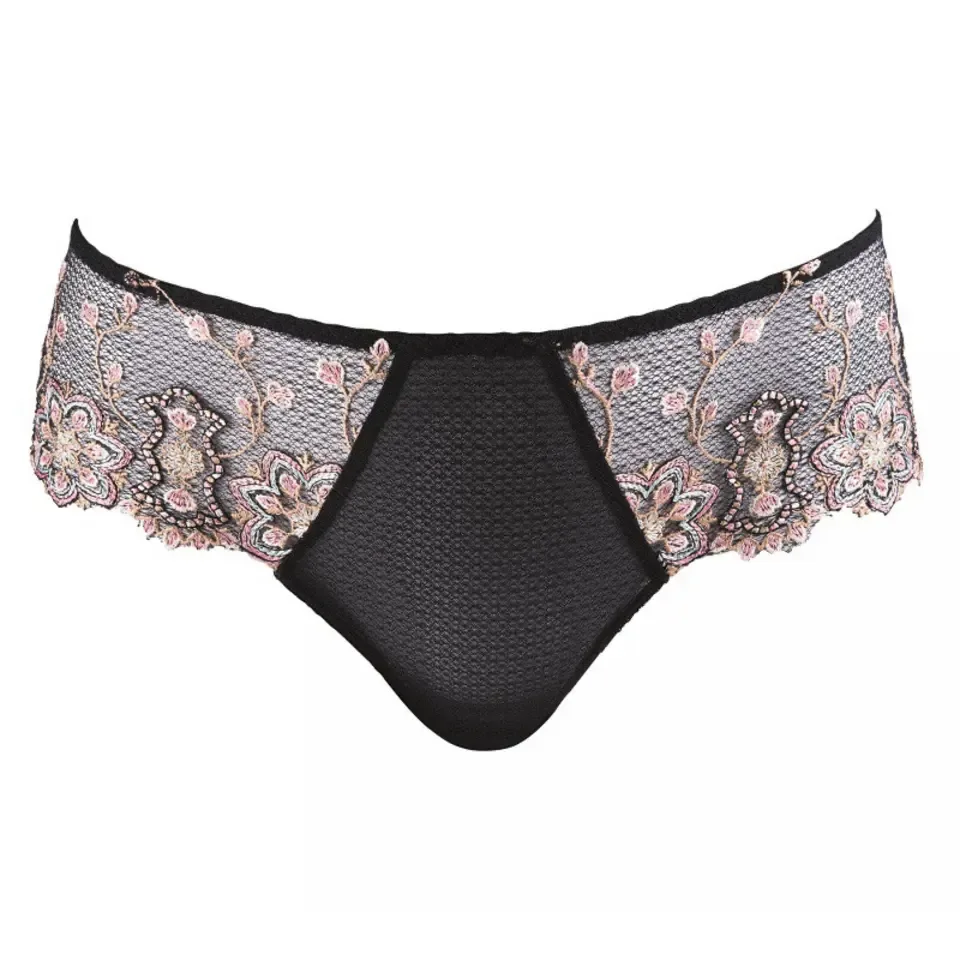 Louisa Bracq Shorty: MATYO