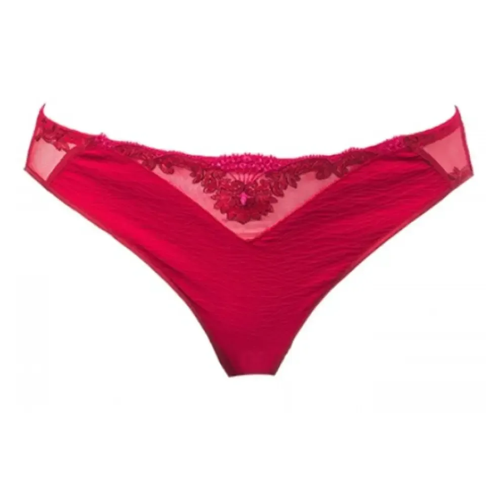 Louisa Bracq slip model Diamond