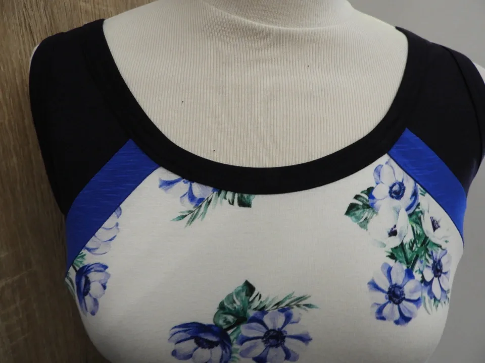 Eugen Klein Dames top gebloemd ( EUG.31)