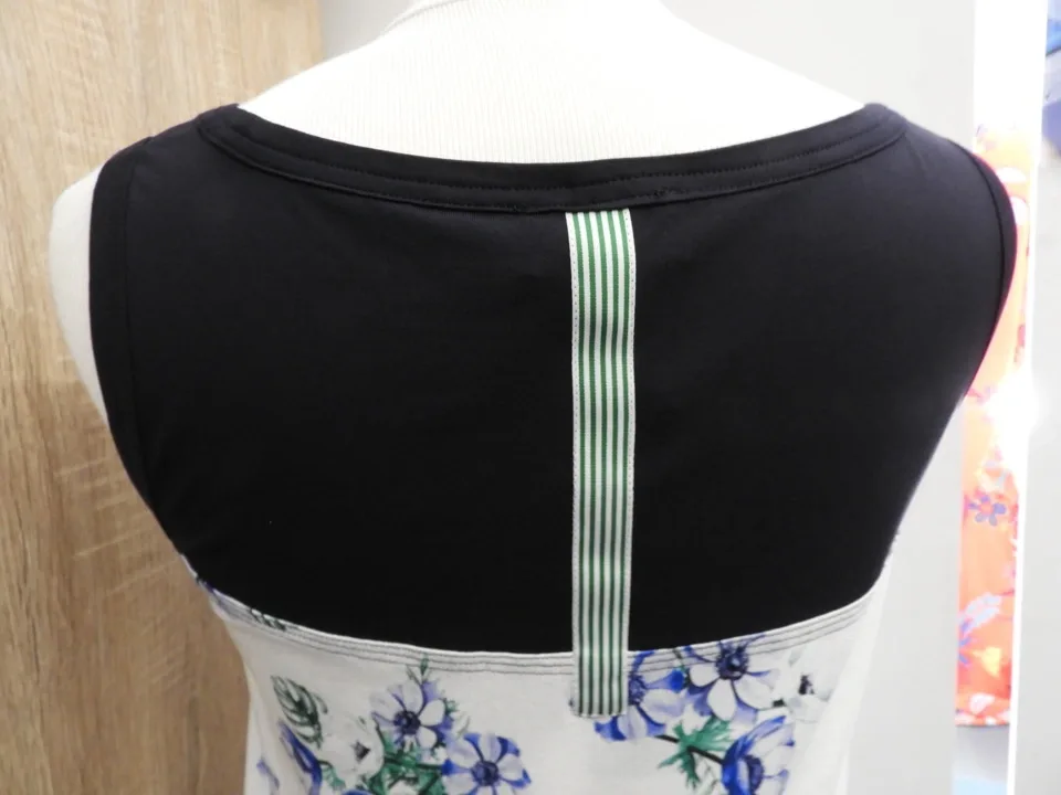 Eugen Klein Dames top gebloemd ( EUG.31)