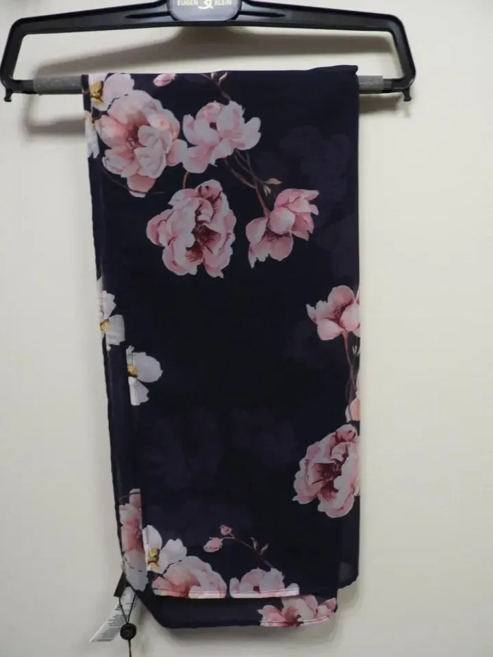 Eugen Klein: Sjaal Blauw met Roze bloemen ( EUG.55 )