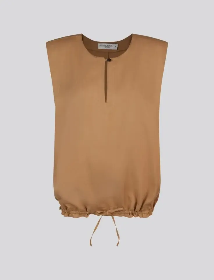 Summum Woman Top met schoudervulling: Camel ( SUM.6 )