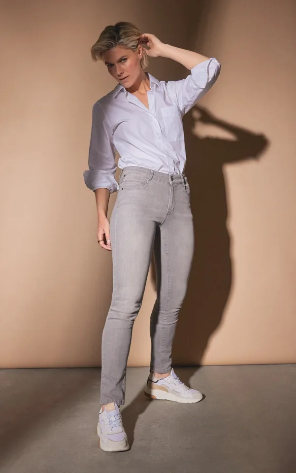 Para Mi Broek: Celine Reform Denim, Pebble Grey L32 ( skinny fit ) ( PARA.179 )