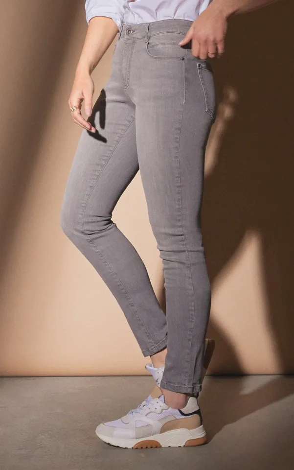 Para Mi Broek: Celine Reform Denim, Pebble Grey L32 ( skinny fit ) ( PARA.179 )
