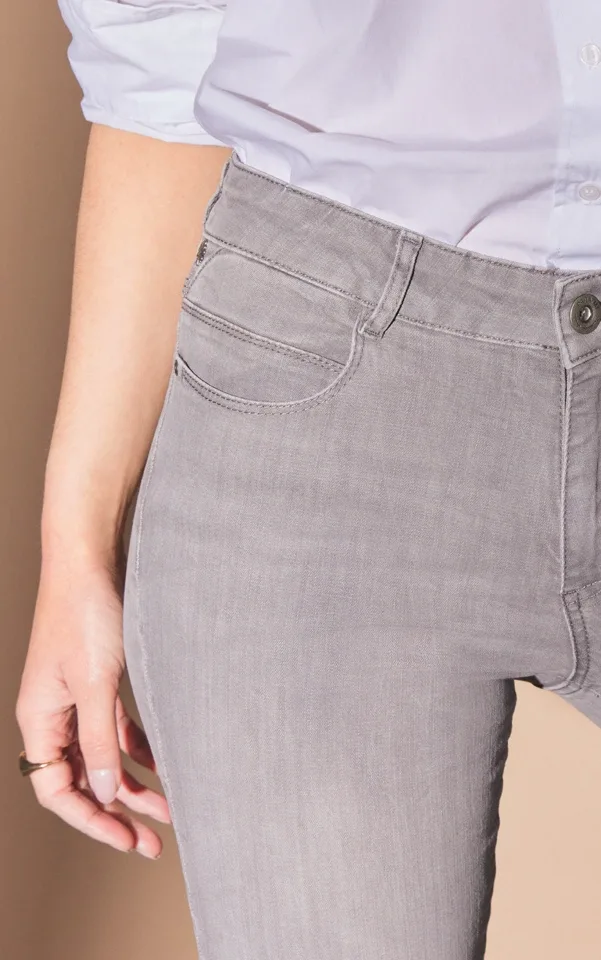 Para Mi Broek: Celine Reform Denim, Pebble Grey L32 ( skinny fit ) ( PARA.179 )