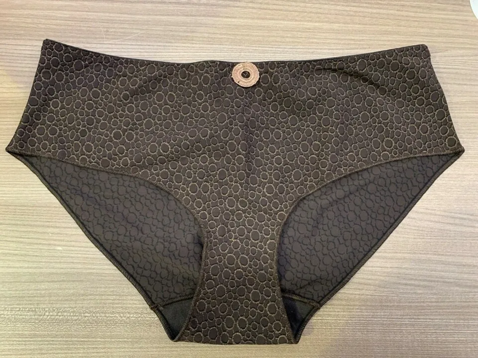 Dacapo Shorty: Mahagoni Bruin ( DAC.218 )