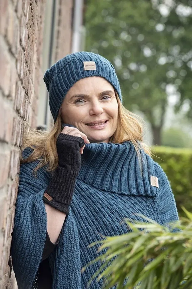 Knit Factory Handschoenen: Cleo, verschillende kleuren: Stone Red, Camel, Beige, Zwart ( Knit.15 / Knit.16 / Knit.17 / Knit.18 )
