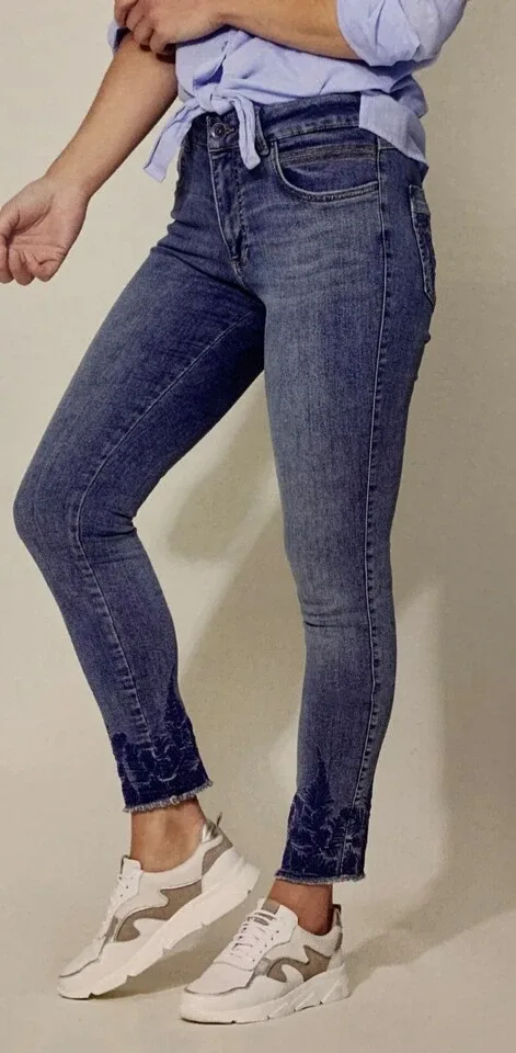 Para Mi Jeans Broek: Meya Embroidery, Pform Denim, Medium Stone L28 ( PARA.197 )