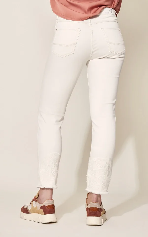 Para Mi Broek: Celine Lace, Color Denim, Off White, broderie ( PARA.220 )