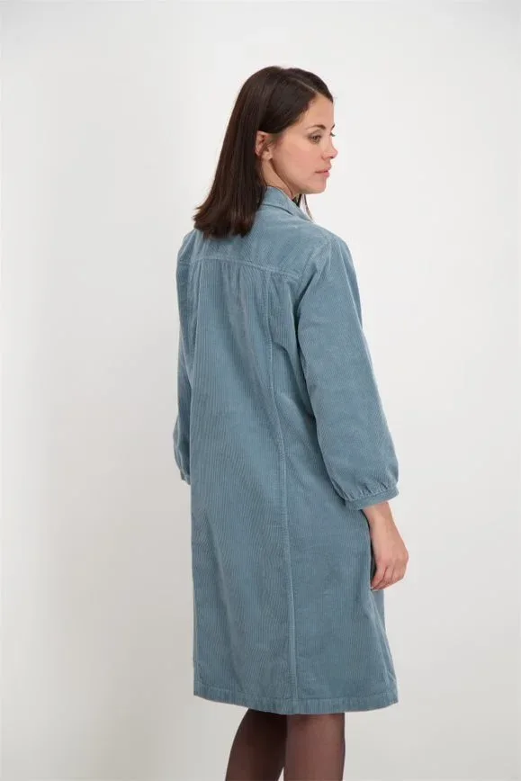 Signe Nature Kleed: ribfluweel blauw ( Signe.1129 )
