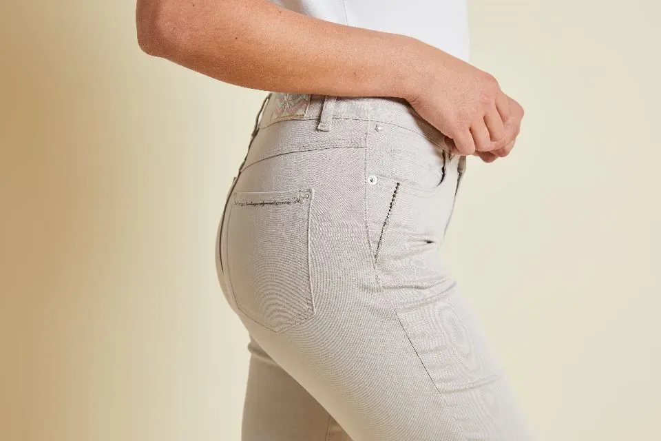 Para Mi Broek Celina : Ivory Grey, Color Denim  ( PARA.252 )